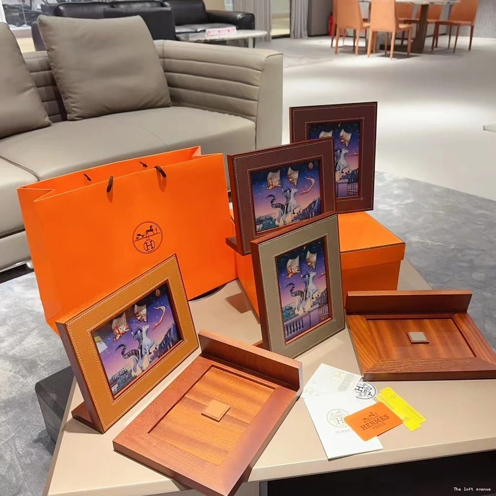 PICTURE FRAME LEATHER HERMES 0804